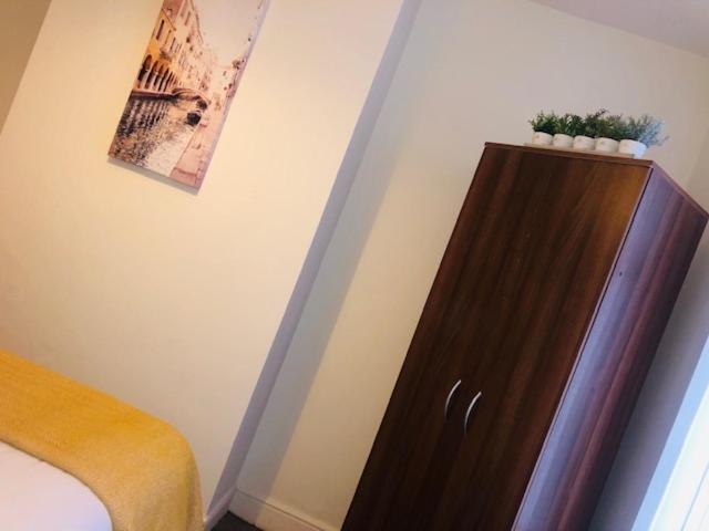 Budget Rooms @ Underwood Lane Crewe Exterior photo